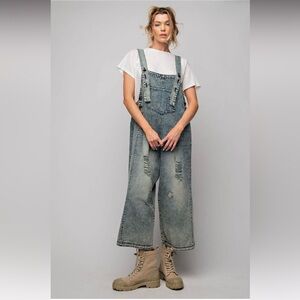 New: Easel To Cool For Me Boho Distressed Denim Relaxed Fit Cropped Jumper•Small